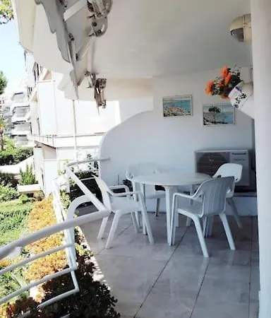 Bright - Cannes, La Croisette *